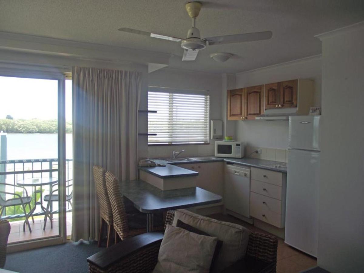 River Sands Apartments Maroochydore Exteriör bild